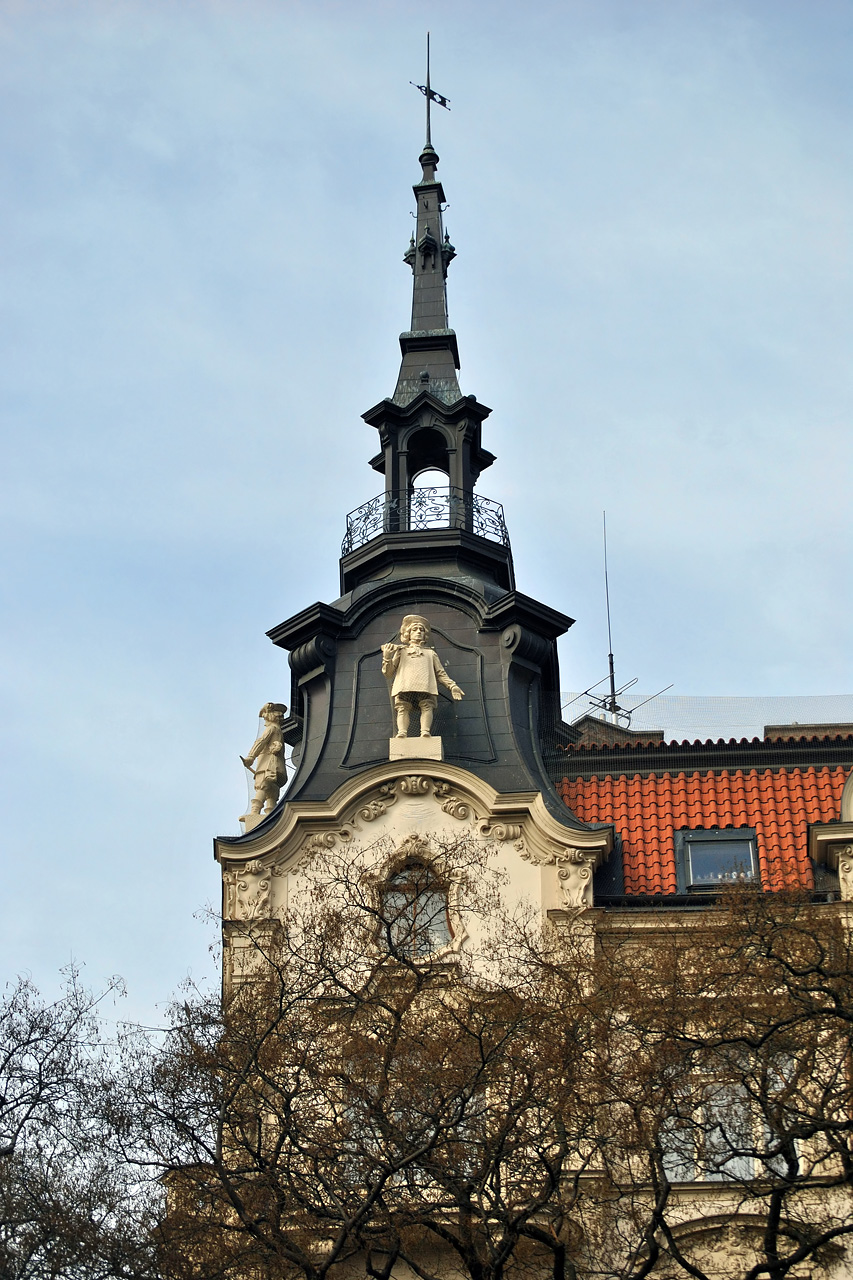 Прага, Elišky Krásnohorské, 1