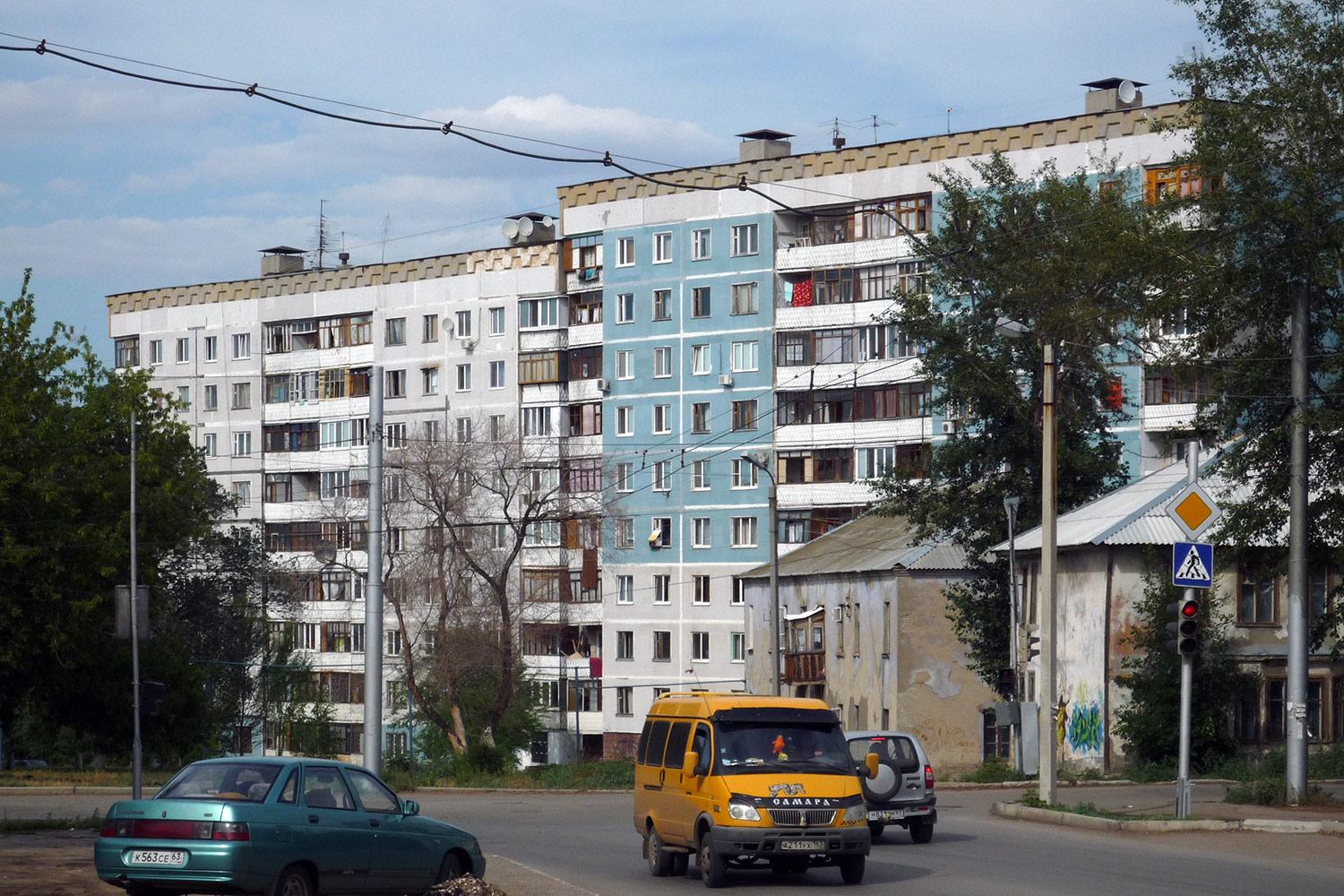 Novokuybyshevsk, Улица Льва Толстого, 1А