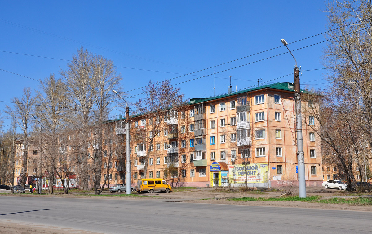 Omsk, Нефтезаводская улица, 36