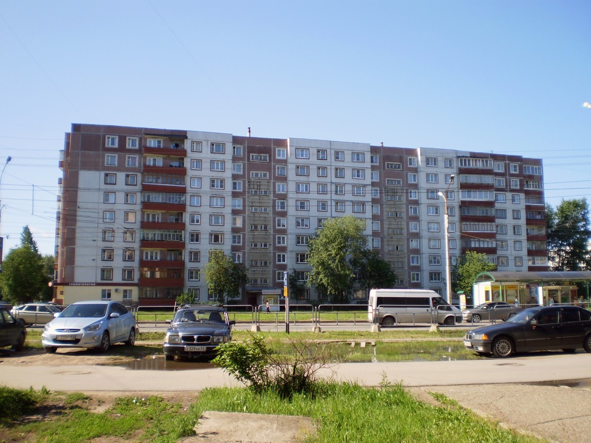 Великий Новгород, Улица Кочетова, 1