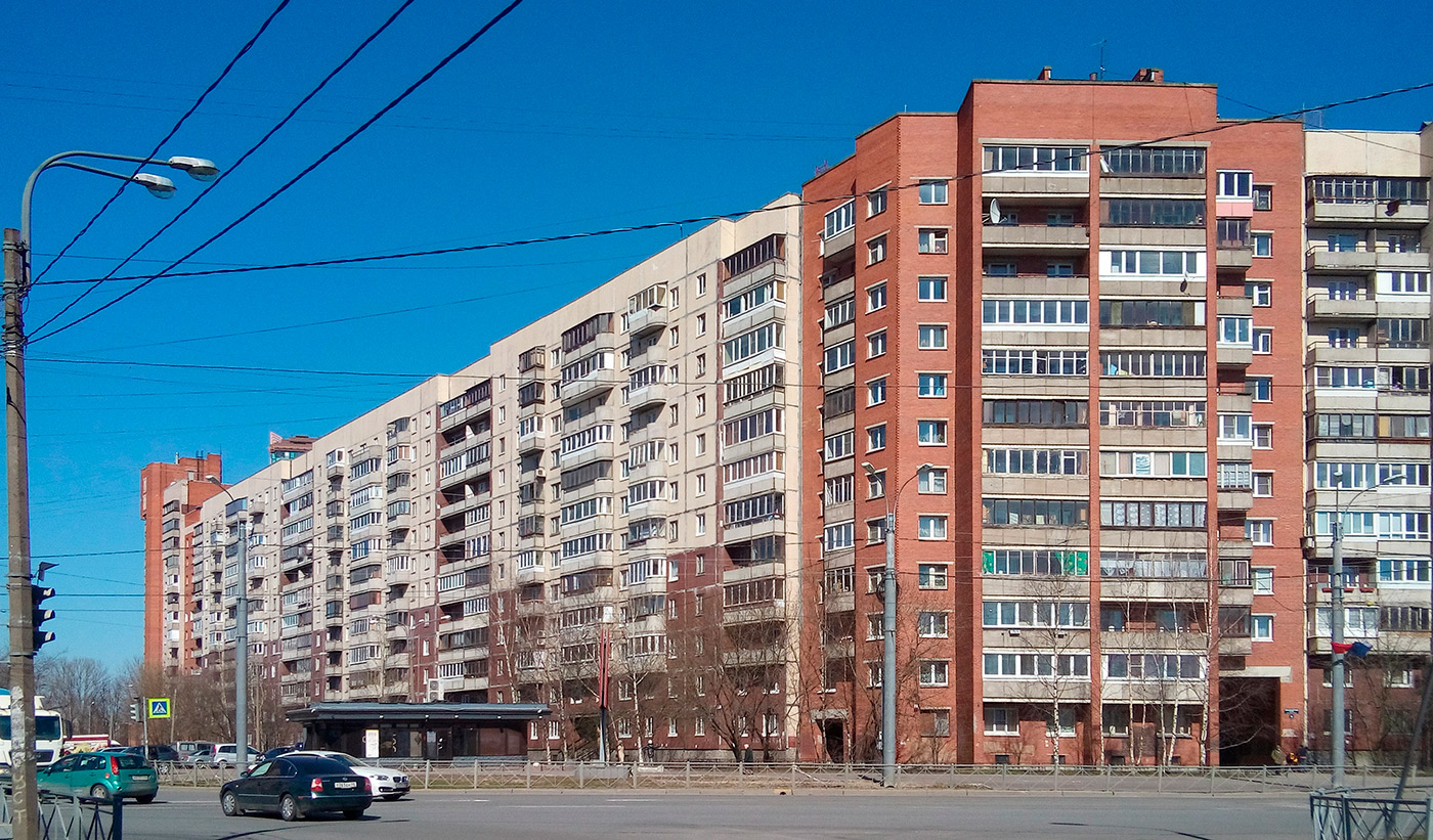 Petersburg, Улица Дмитрия Устинова, 4; Шлиссельбургский проспект, 16