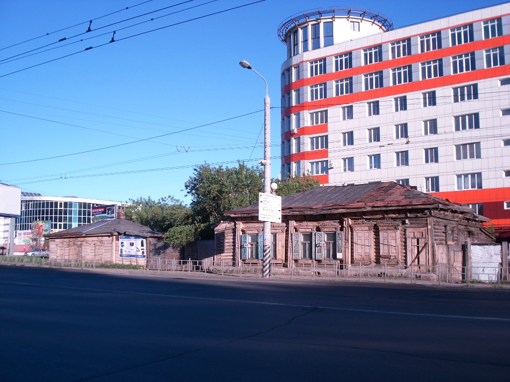 Omsk, Улица 10 лет Октября, 62; Улица 10 лет Октября, 60; Улица 10 лет Октября, 70
