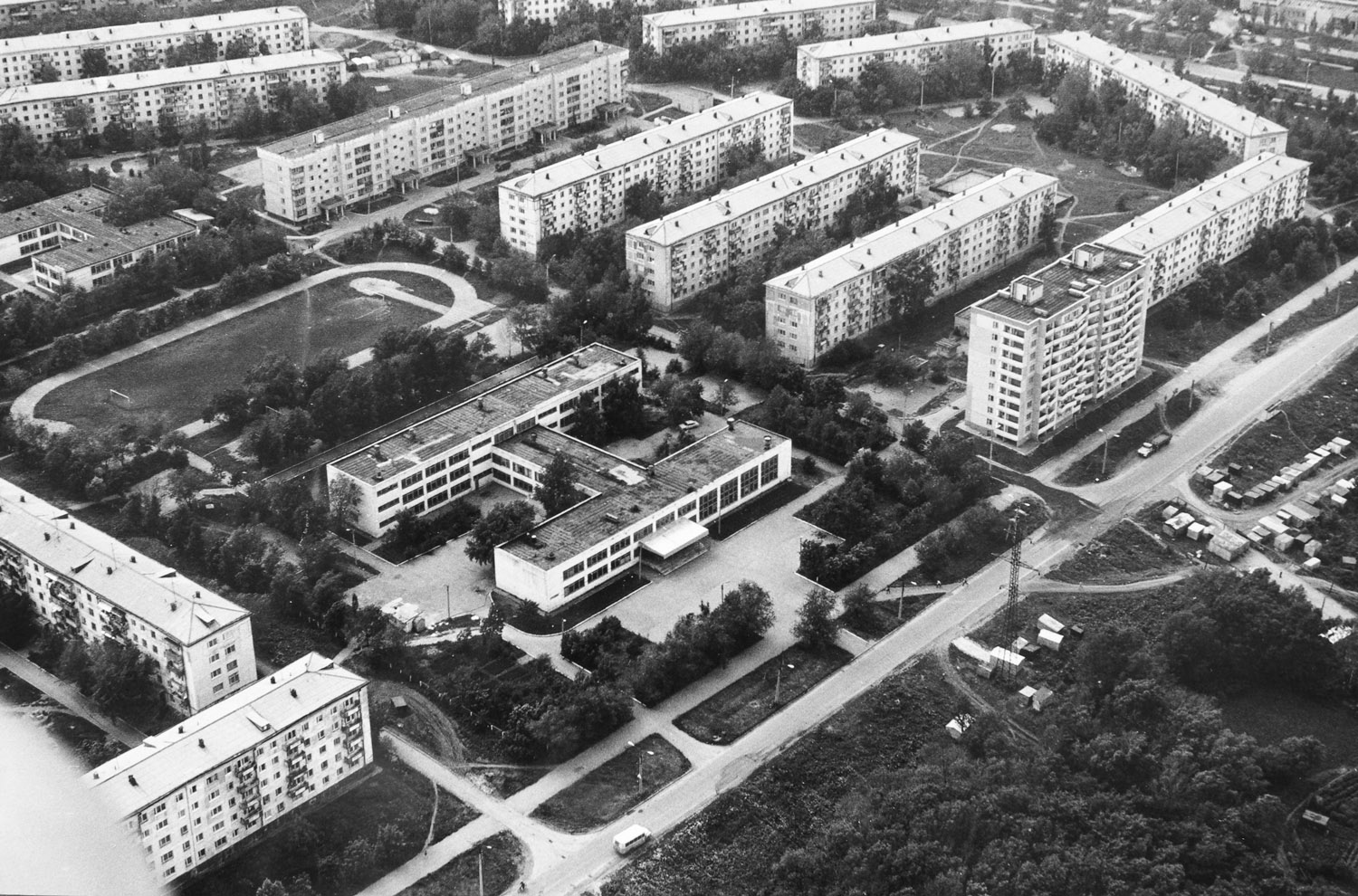 Novokuybyshevsk, Улица Ворошилова, 4; Улица Ворошилова, 6; Улица Свердлова, 5В. Novokuybyshevsk — Panoramas