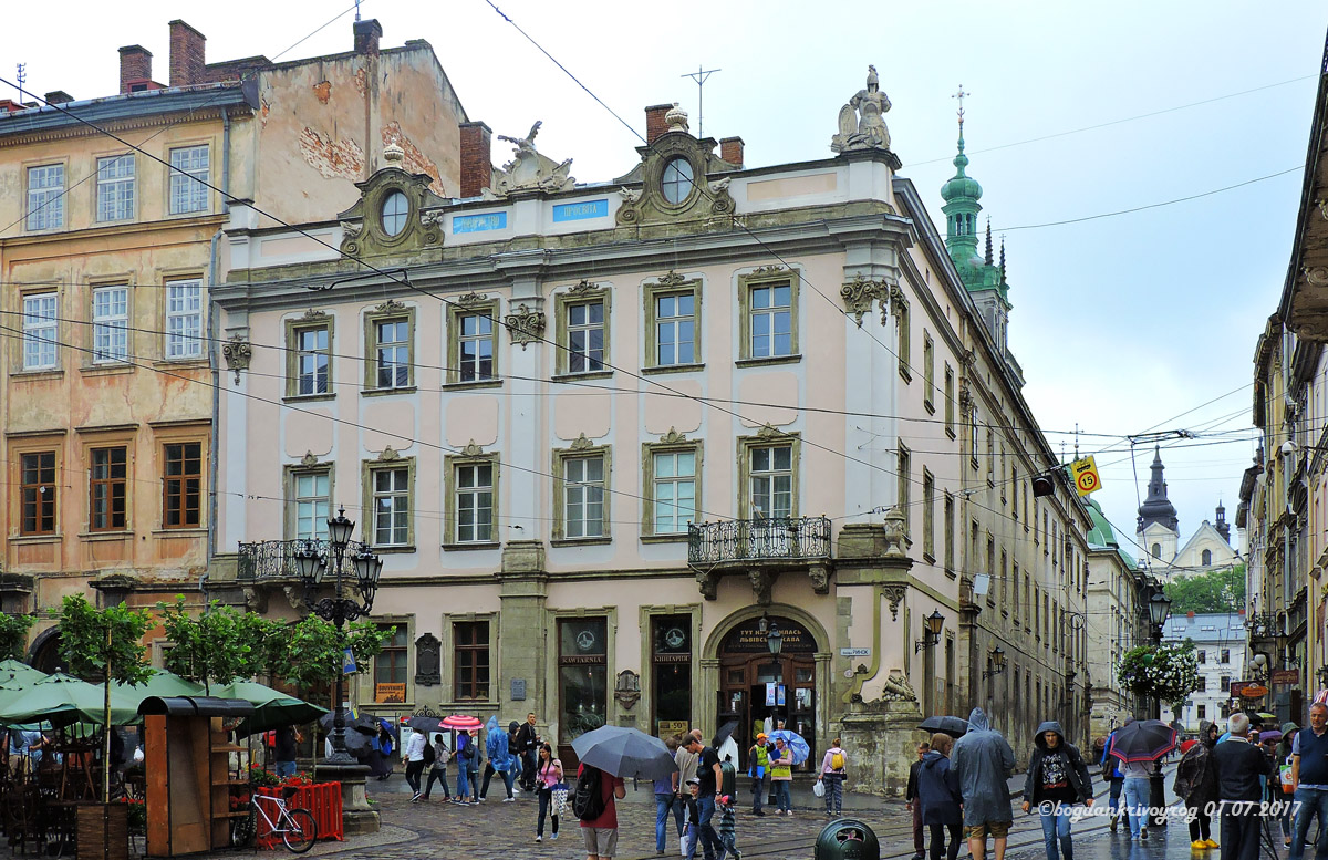 Lviv, Площадь Рынок, 10