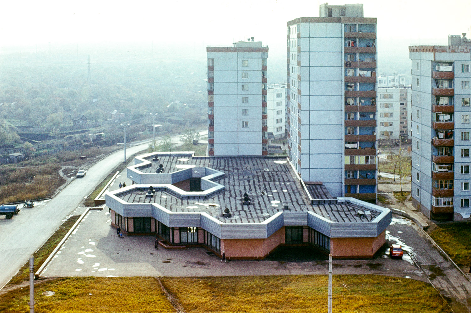 Novokuybyshevsk, Улица Карбышева, 2