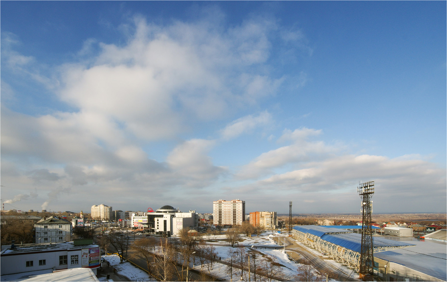 Novokuybyshevsk, Приозёрная улица, 5. Novokuybyshevsk — Panoramas