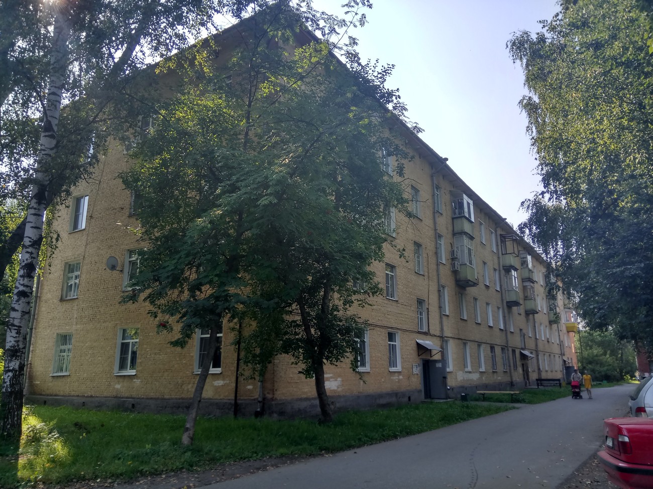 Glazov, Улица Кирова, 64