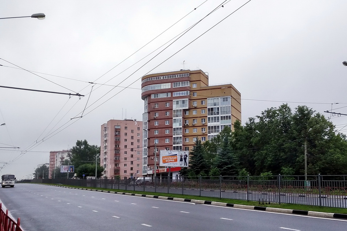 Yaroslavl, Московский проспект, 94; Московский проспект, 92А