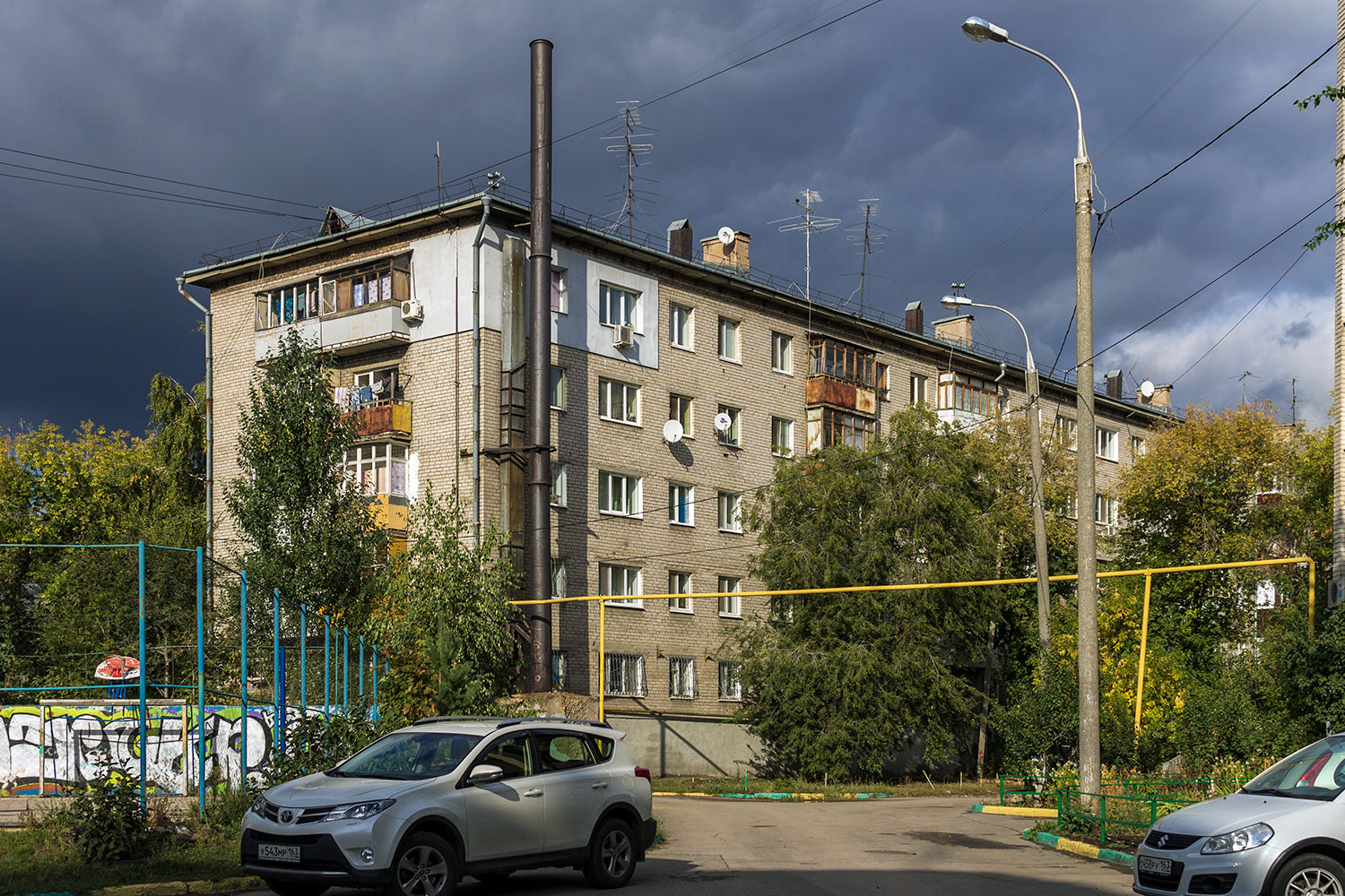 Samara, Чернореченская улица, 13
