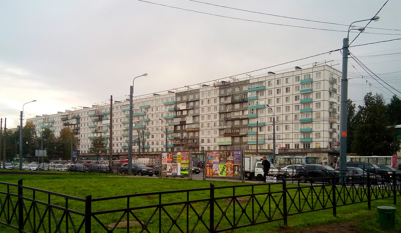 Petersburg, Проспект Большевиков, 21