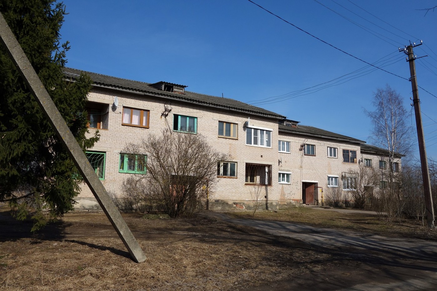 Chudovsky district, other localities, дер. Зуево, Парковая улица, 1