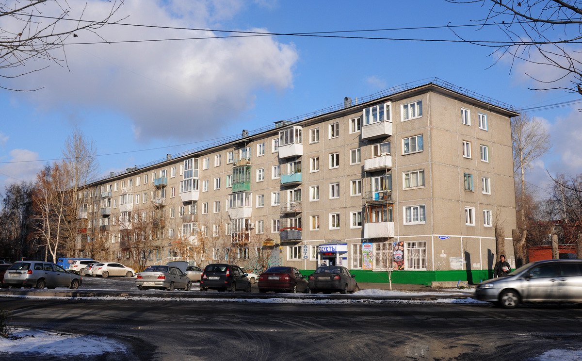 Omsk, Улица Петра Осминина, 16