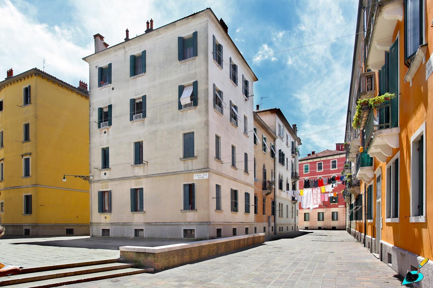Венеция, Corte del Fumo, 2082; Corte del Fumo, 2081; Calle delle Boldine, 1999-2000