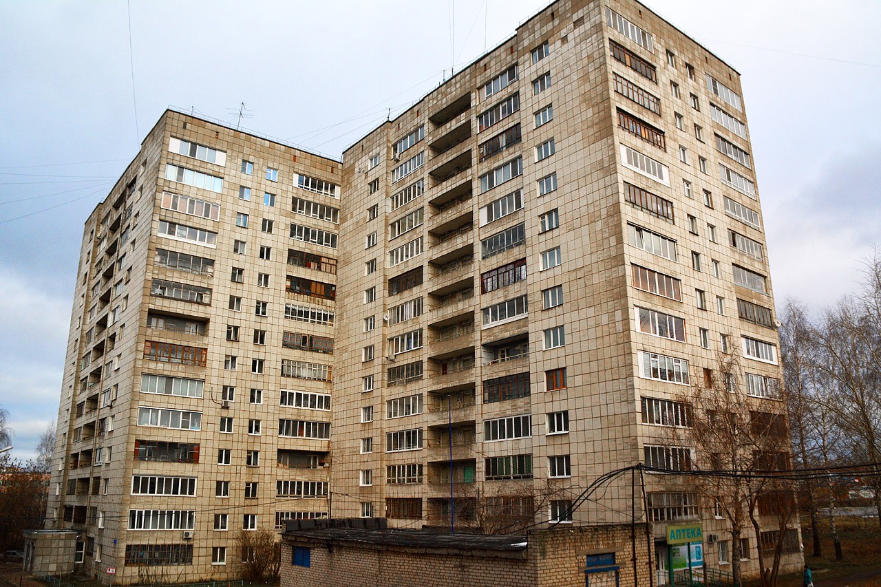 Perm, Улица Лодыгина, 44; Улица Лодыгина, 42