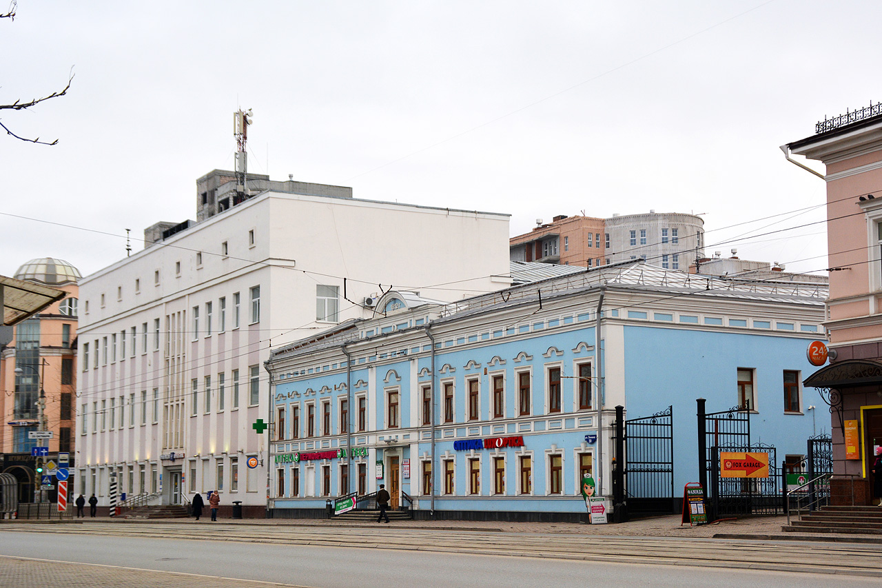 Perm, Улица Ленина, 28; Улица Ленина, 30