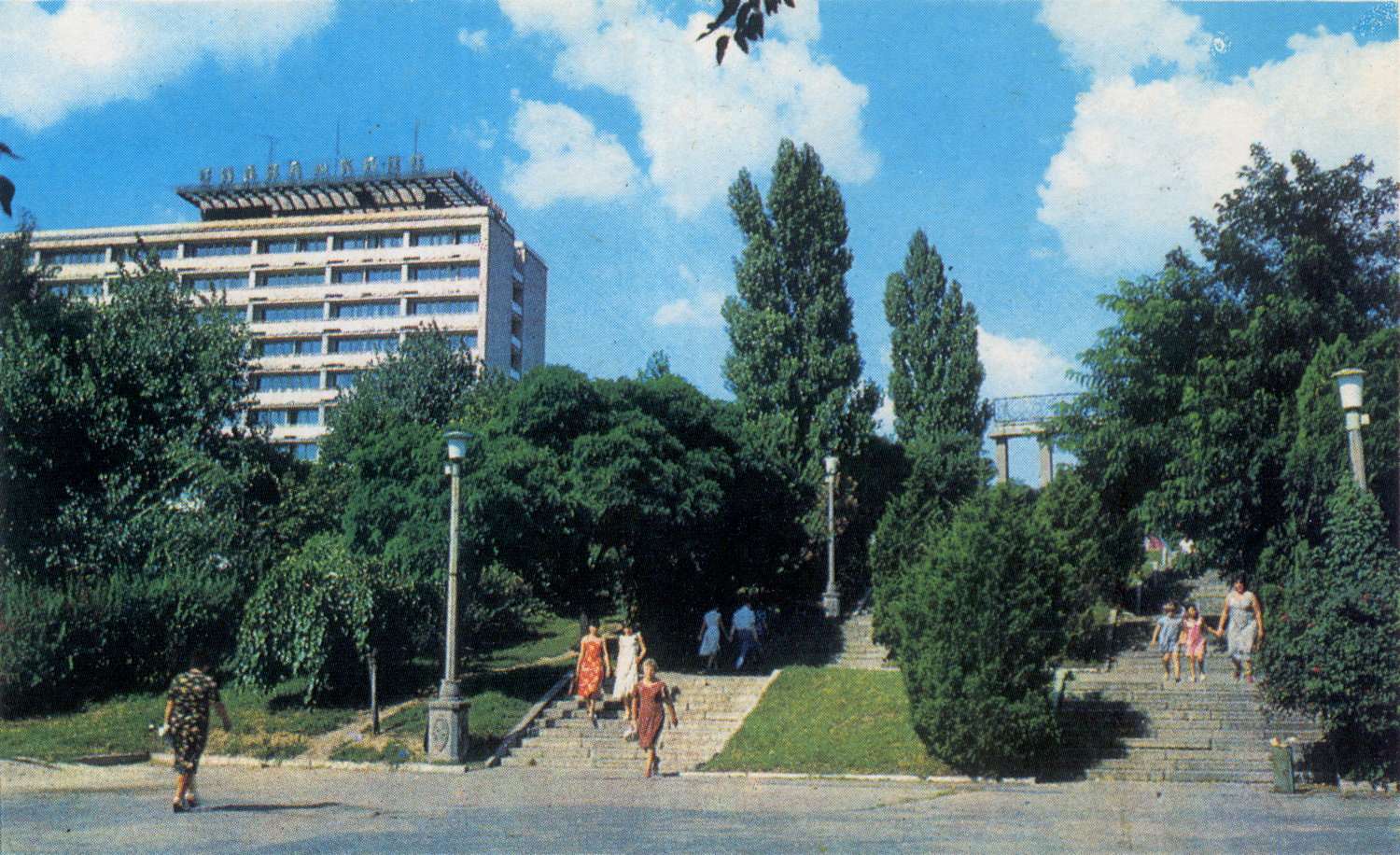 Melitopol, Площа Перемоги, 3