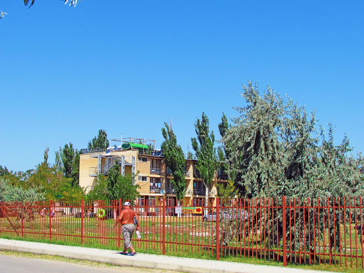 Berezans'ky district. others settlements, С. Коблево, Курортный проспект, 8