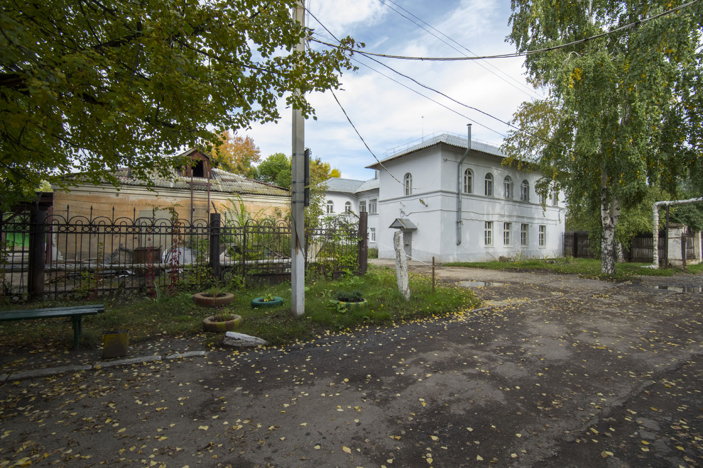 Novokuybyshevsk, Улица Матросова, 4; Стахановский переулок, 13