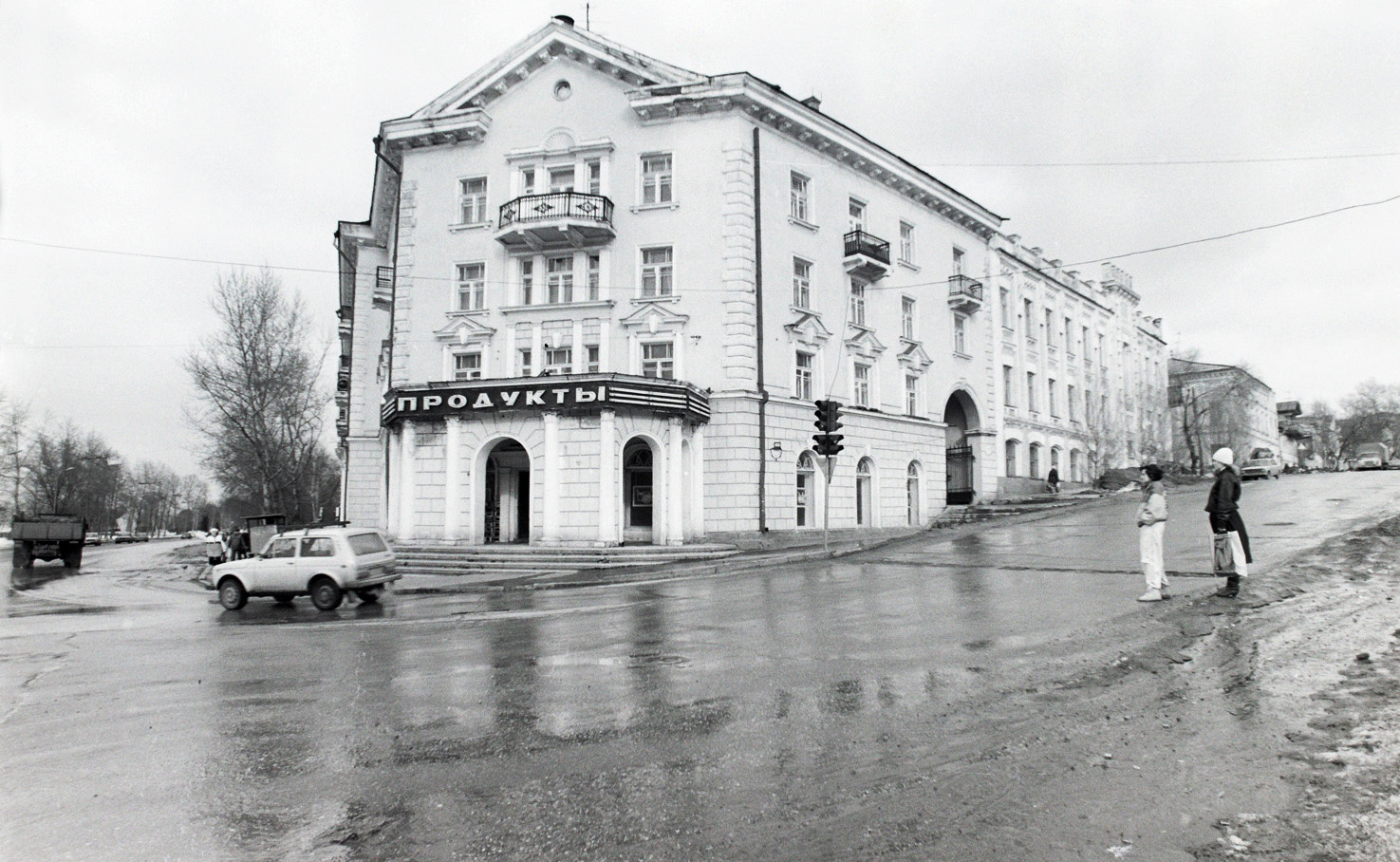 Samara, Улица Максима Горького, 103 / Улица Венцека, 2. Samara — Historical photos (until 2000)