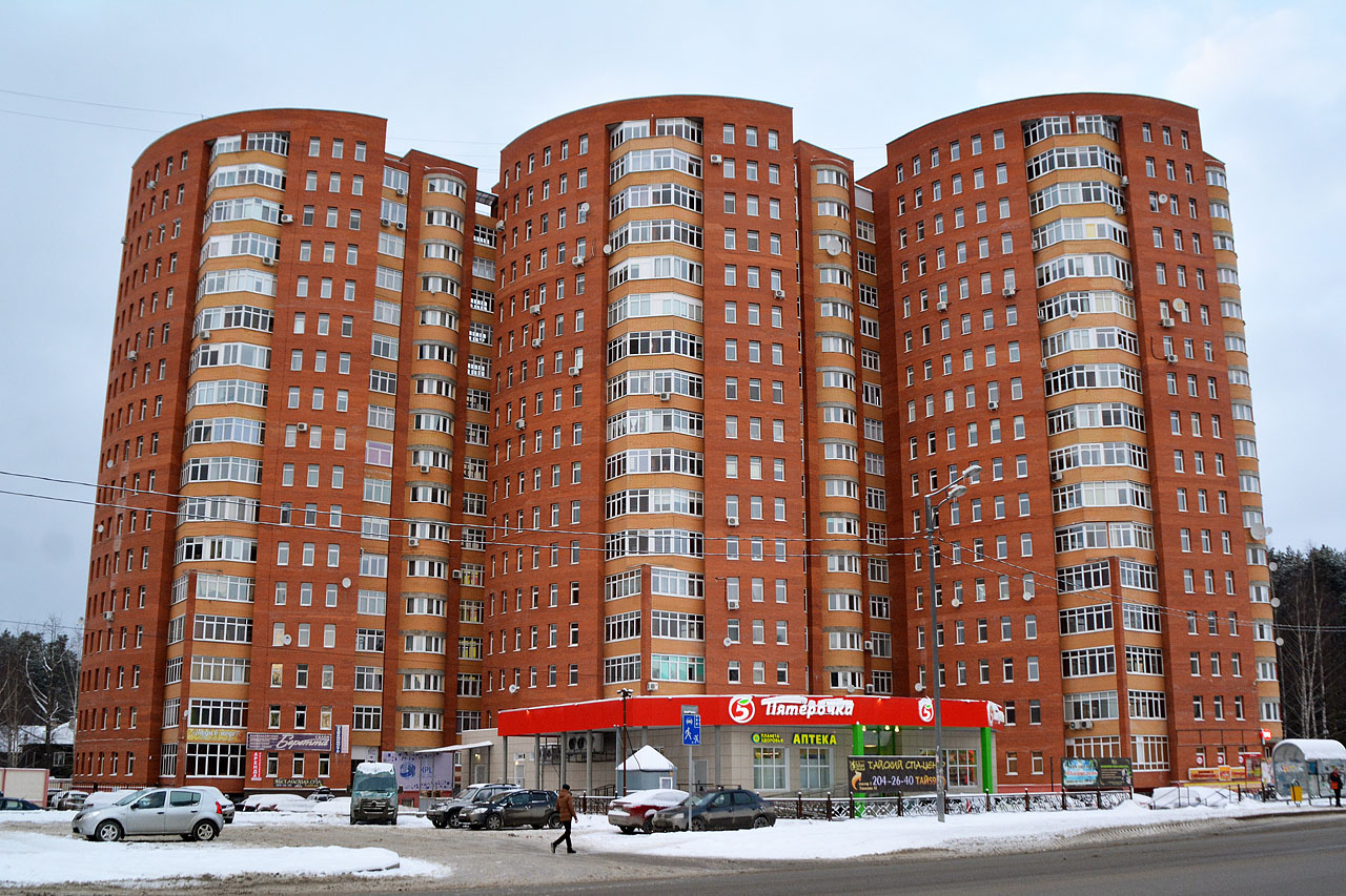 Пермь, Улица Адмирала Ушакова, 32