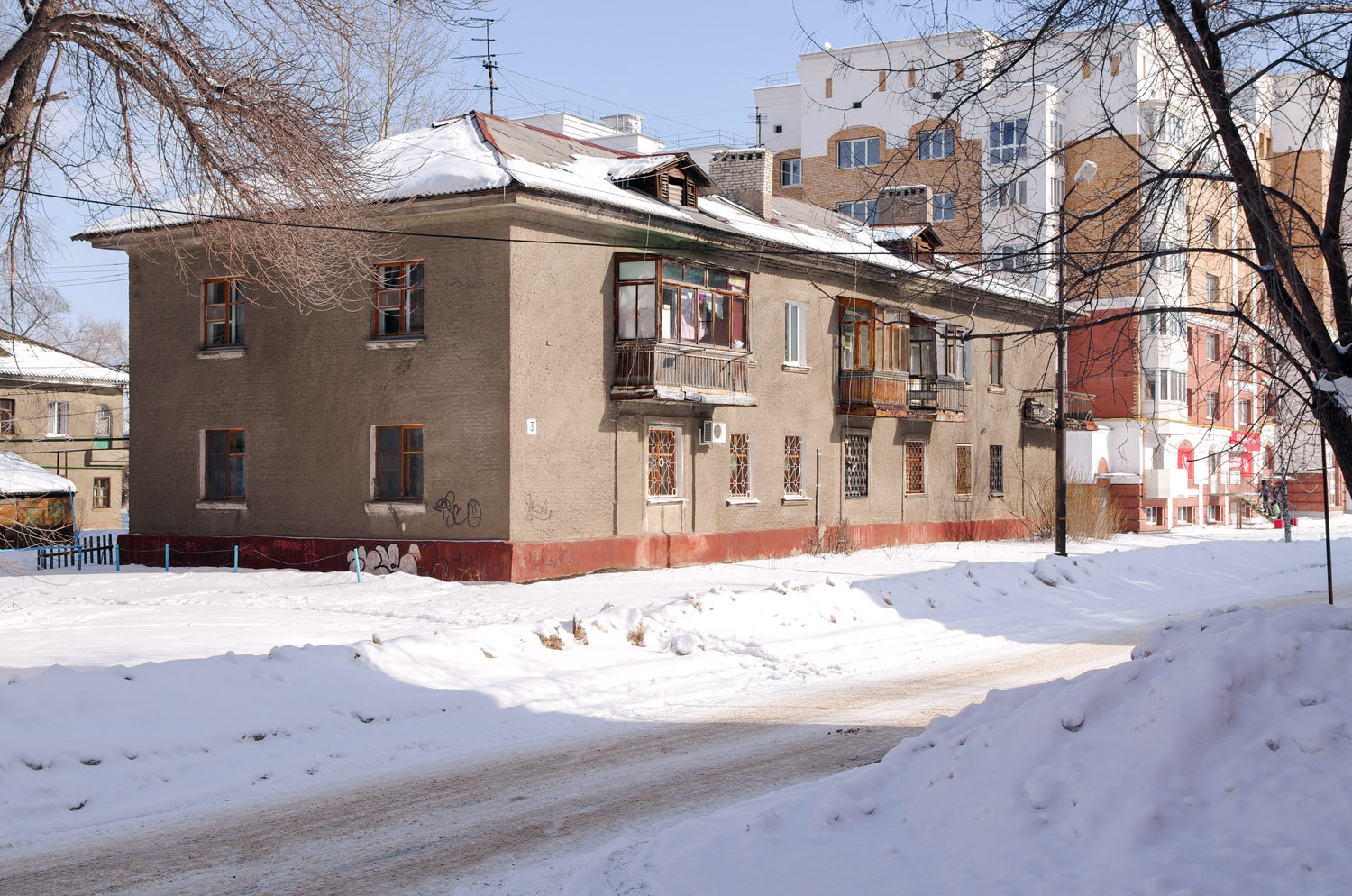 Novokuybyshevsk, Советская улица, 3