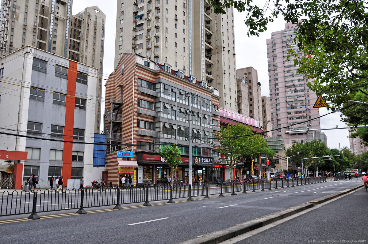 Шанхай, West Dalian Road, 247