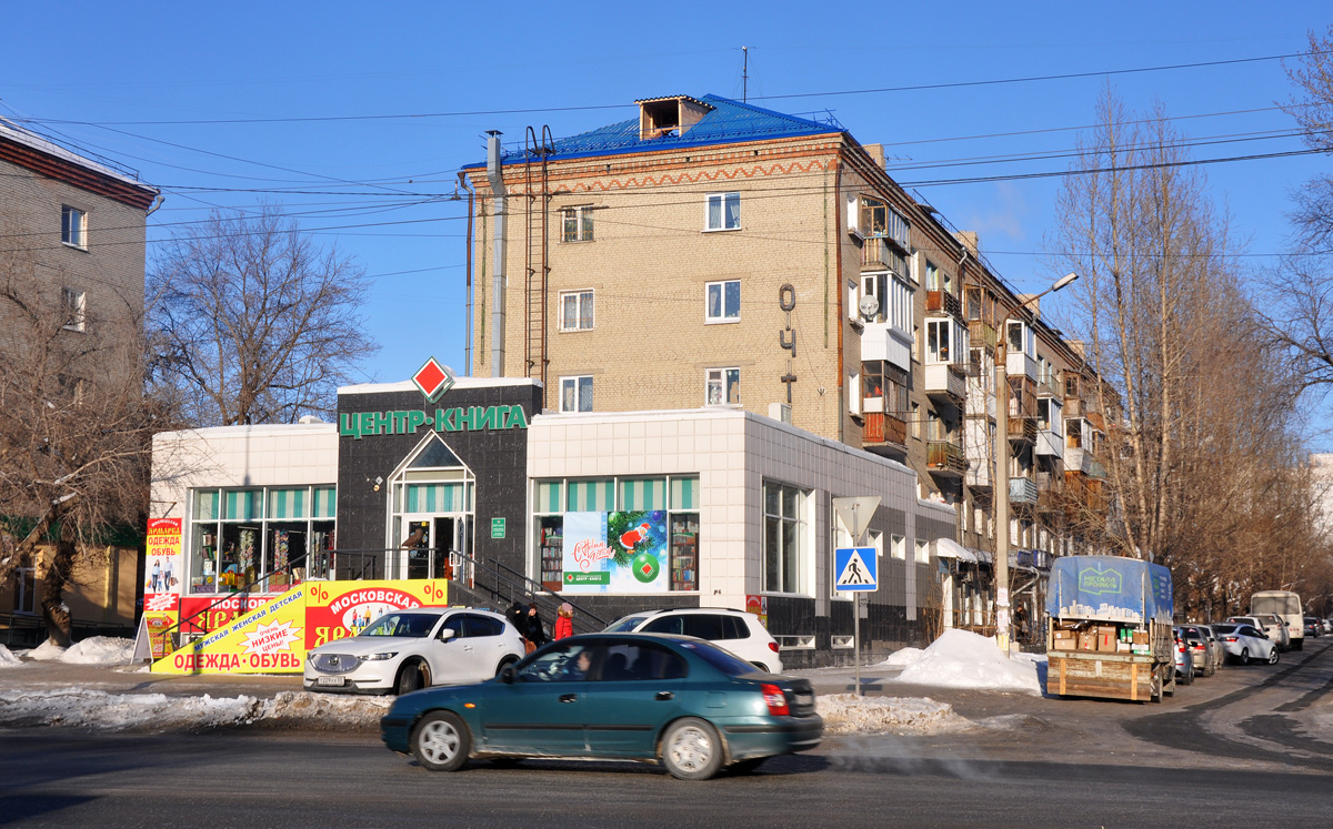 Omsk, Проспект Мира, 38