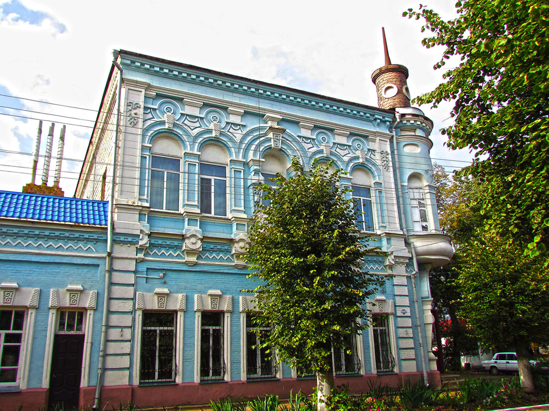 Новгород-Северский, Губернская улица, 10