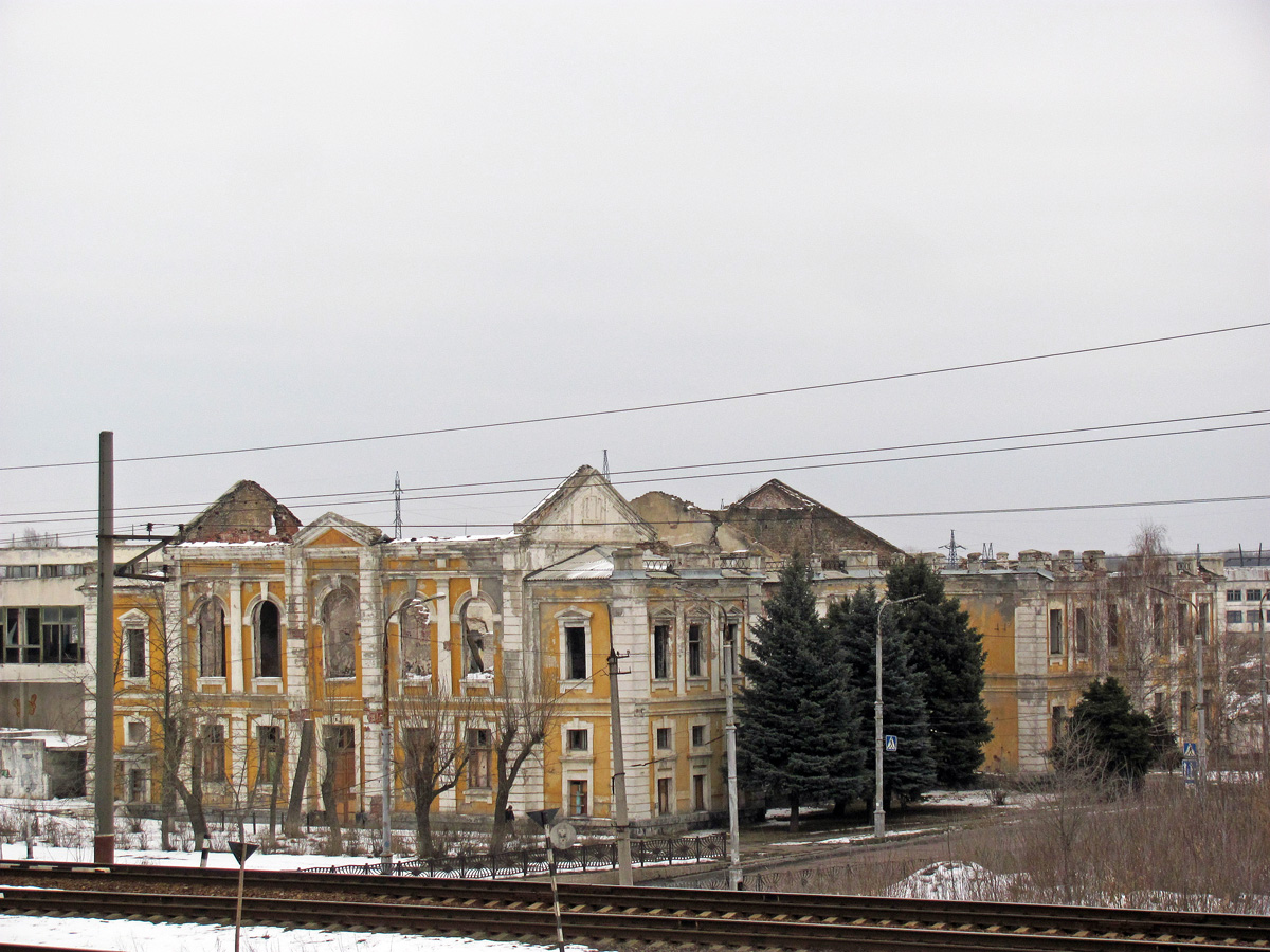 Lisichansk, Красная улица, 1