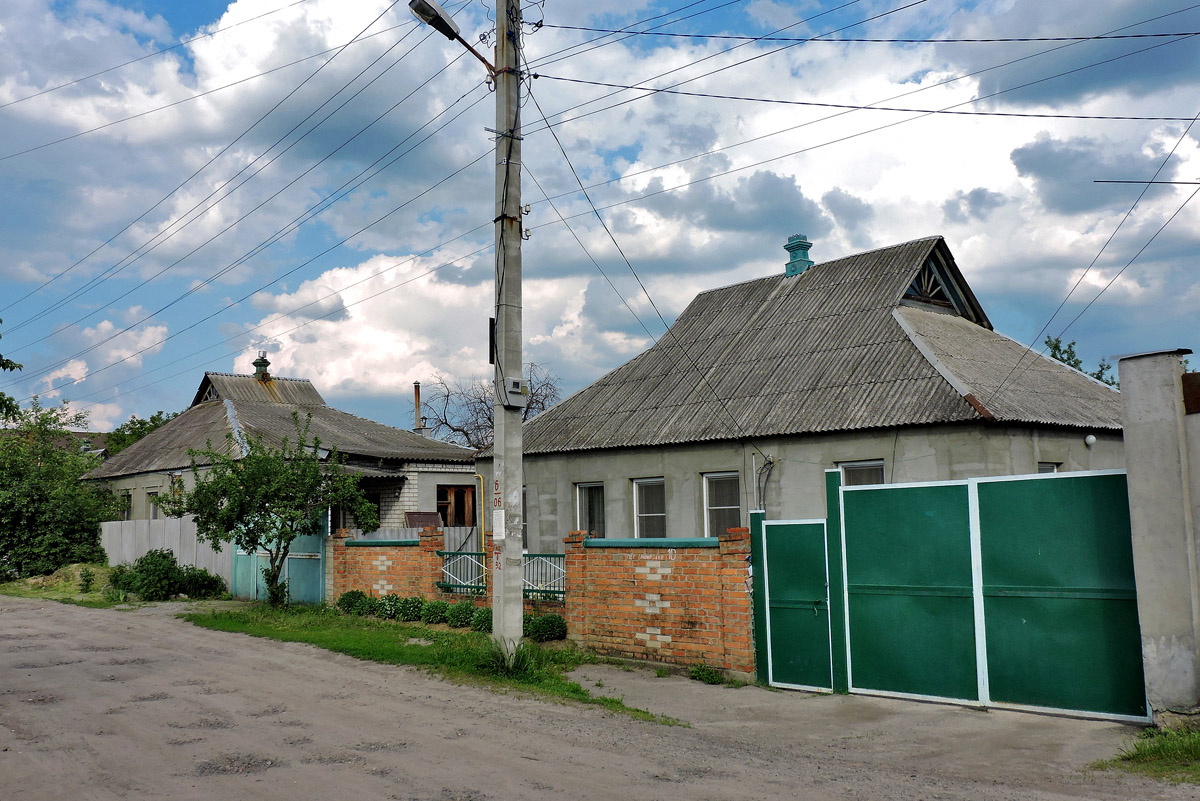 Charkow, Ангарский переулок, 10; Ангарский переулок, 12