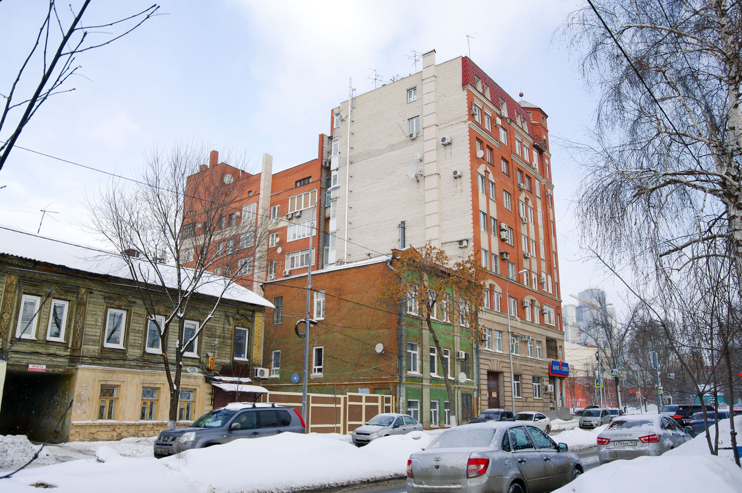 Samara, Красноармейская улица, 75 / Ленинская улица, 128