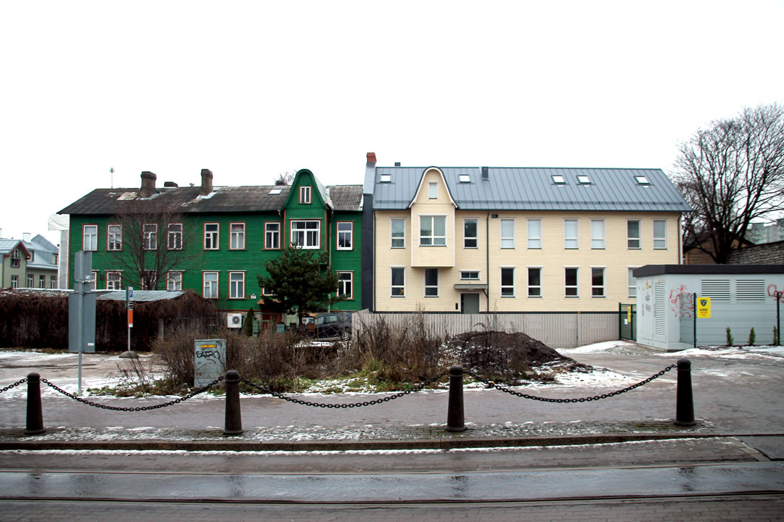 Tallinn, Tartu maantee, 77; Tartu maantee, 79