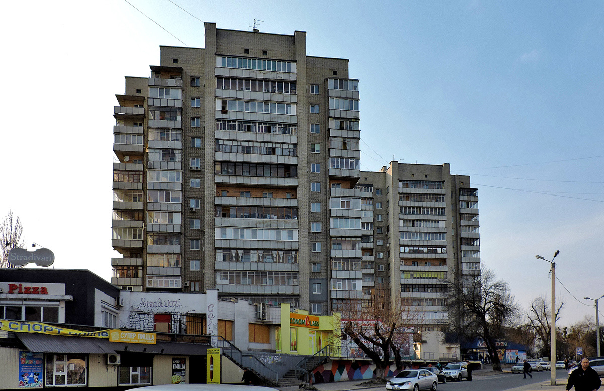 Kharkov, Золочевская улица, 23; Золочевская улица, 25