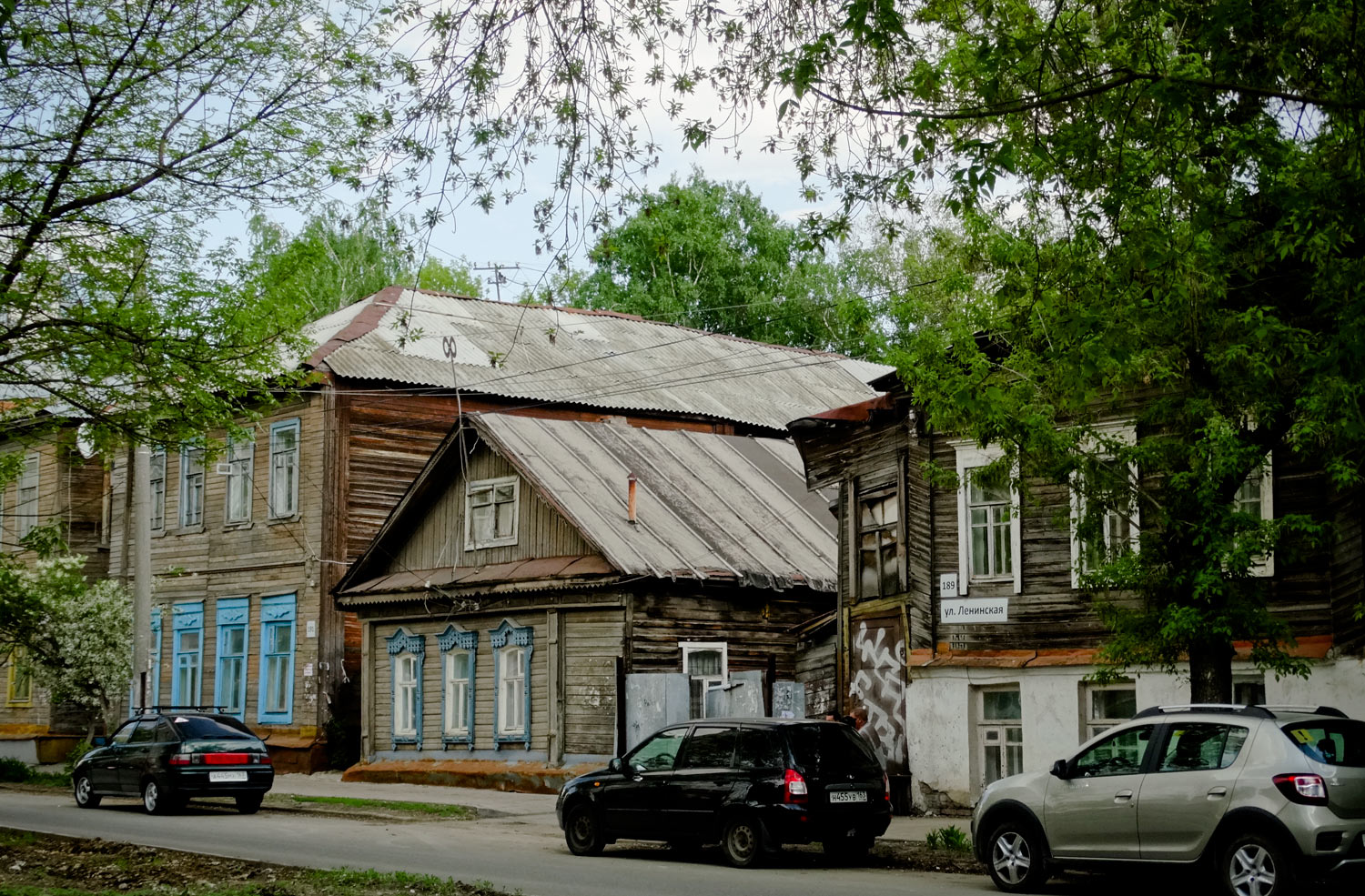 Samara, Ленинская улица, 189; Ленинская улица, 189*; Ленинская улица, 191