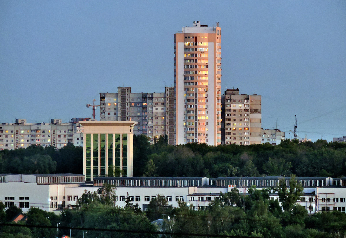Charkow, Проспект Героев Харькова, 142; Олимпийская улица, 10Б. Charkow — Panoramas