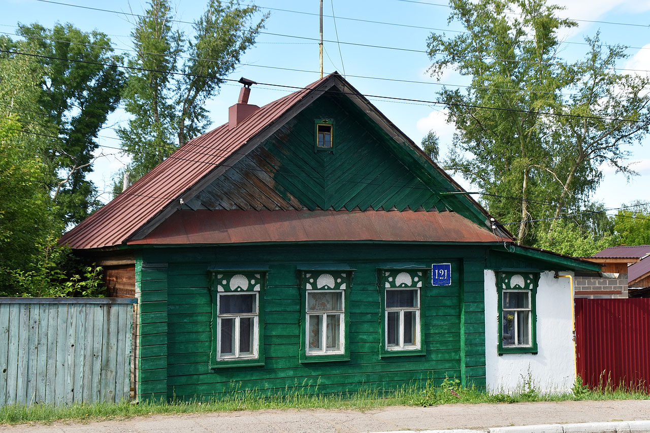 Jelabuga, Проспект Нефтяников, 121