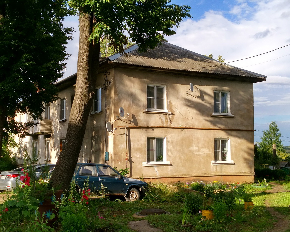 Pereslavsky District, other localities, с. Берендеево, улица Центральная, 16