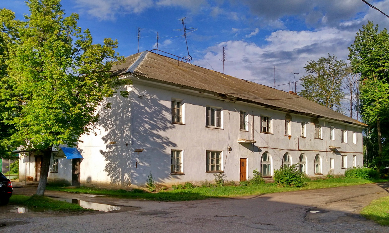 Pereslavsky District, other localities, с. Берендеево, Клубный переулок, 1