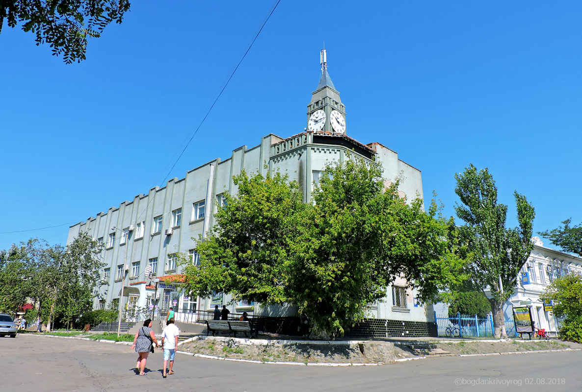 Генічеськ, Центральная улица, 2