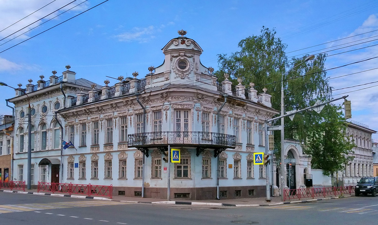 Yaroslavl, Большая Октябрьская улица, 44