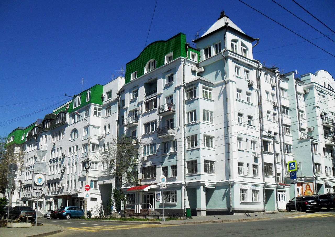 Samara, Улица Алексея Толстого, 87 / Ленинградская улица, 8