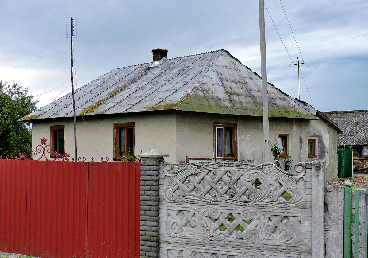 Lviv district, others settlements, с. Ямное, Центральная улица, 12