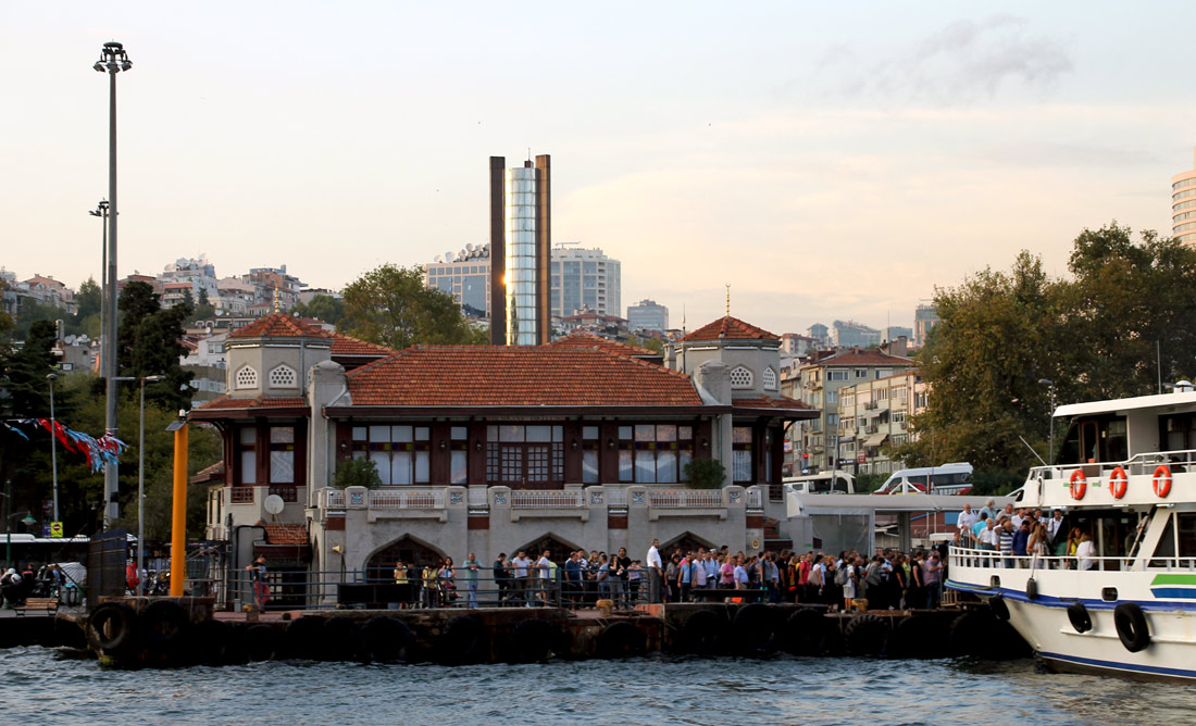 Стамбул, Sinanpaşa Mahallesi, İskele Cd. No:16