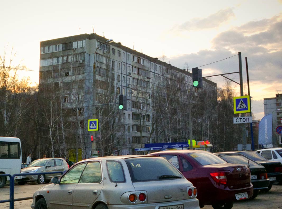 Samara, Улица Зои Космодемьянской, 12