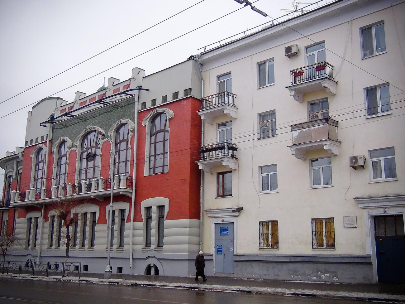 Samara, улица Куйбышева, 157 / Улица Шостаковича, 1; Улица Куйбышева, 155