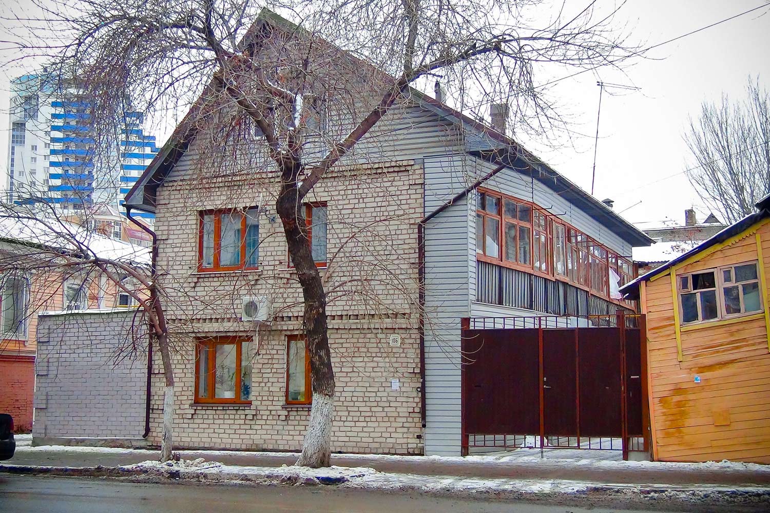 Samara, Самарская улица, 186