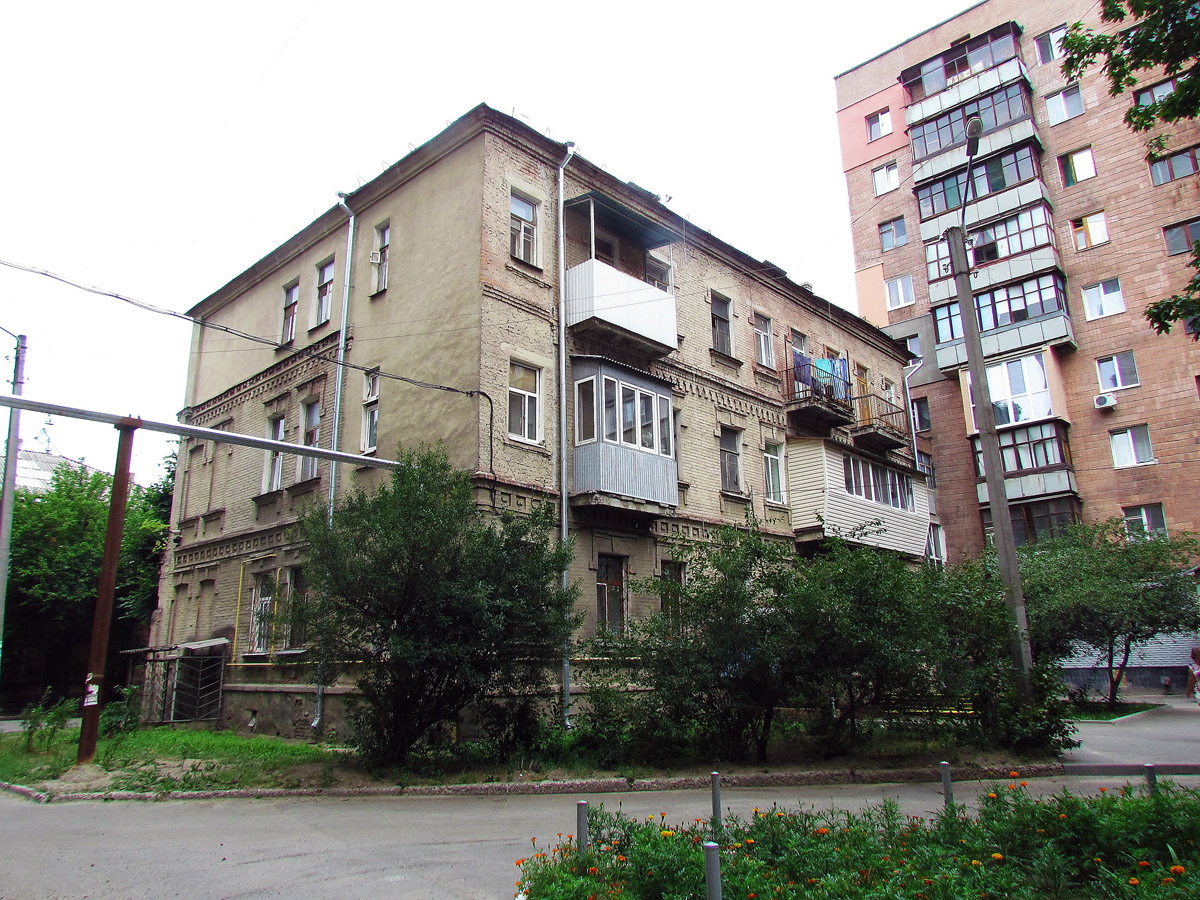 Charków, Малая Гончаровская улица, 9