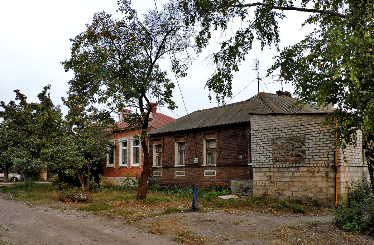Charków, Переулок Свет Шахтёра, 4; Колодезный переулок, 25