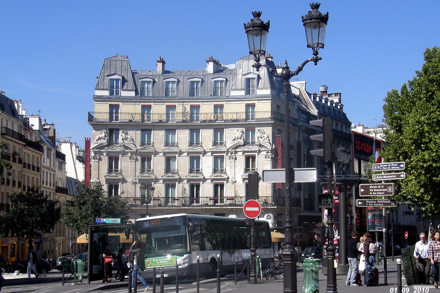 Paryż, 2 Rue Duperré