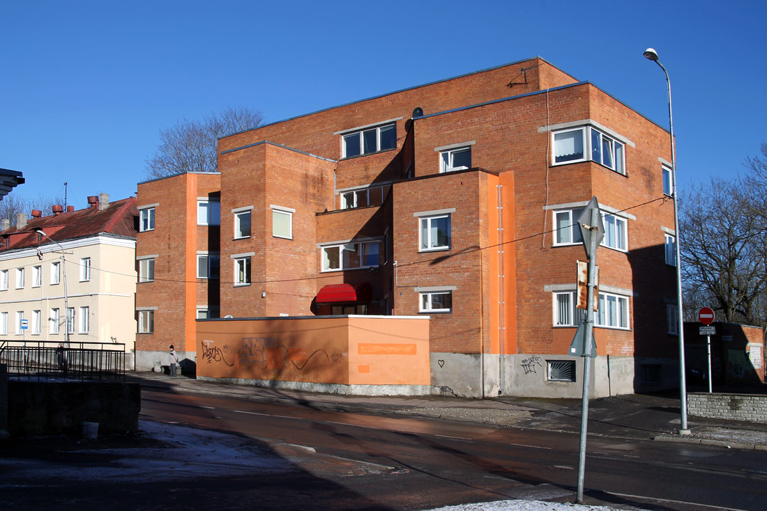 Narva, Vestervalli, 25